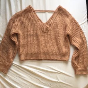 Cropped oversized sweater salmon color